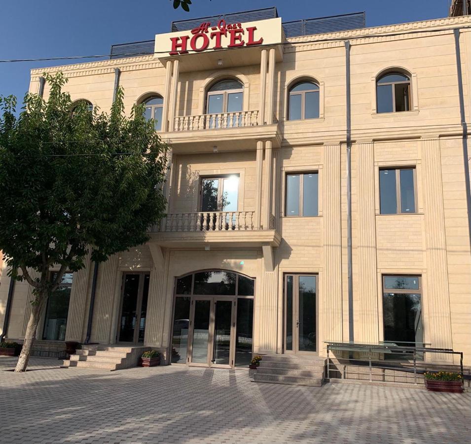 Nur Makon Hotel Tasken Kültér fotó